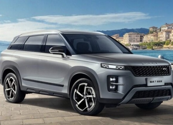 Новый Chery Tiggo 7 Pro от АвтоВАЗа вышел на дороги: его собирают под Петербургом